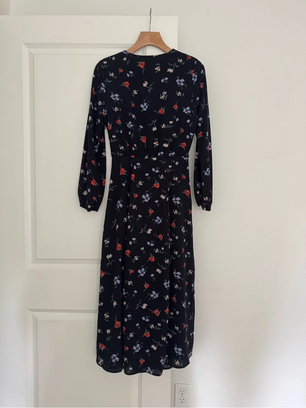 NWT ROOLEE women’s navy floral print long sleeve midi dress size SMALL - Picture 7 of 7